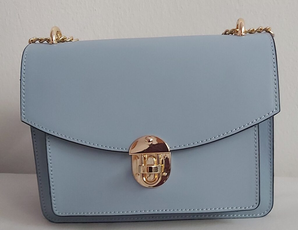 Sac cuir de veau lisse à bandoulière bleu ciel