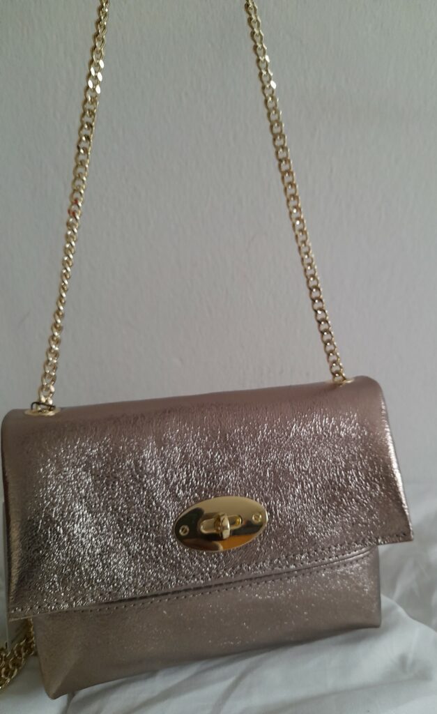 Pochette HELLO en cuir cuivré