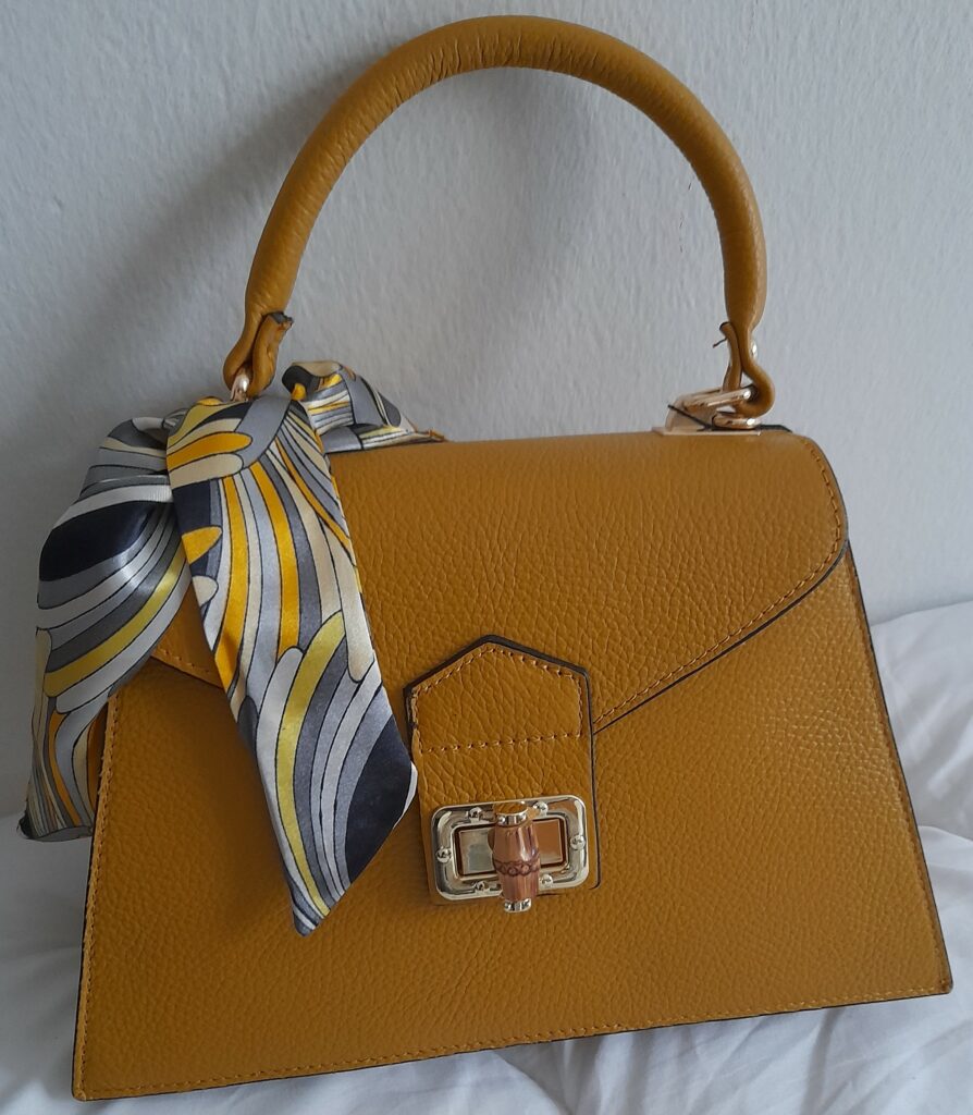 Sac à main en cuir grainé Poignée Foulard (jaune moutarde)