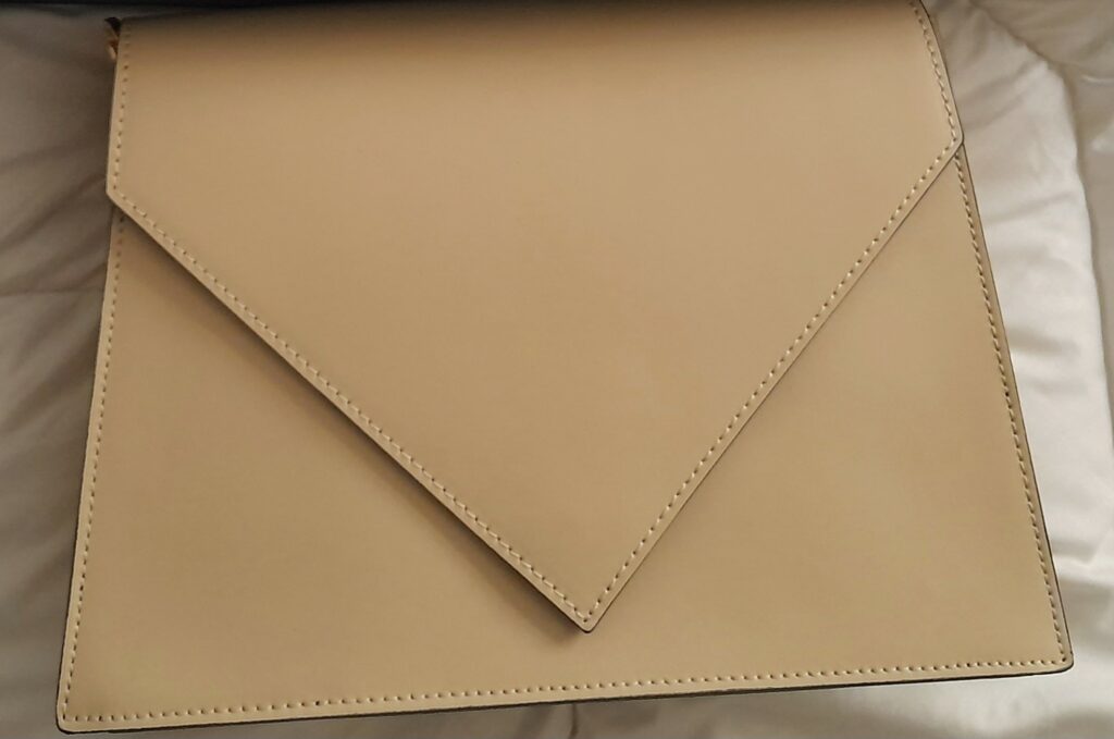 Sac enveloppe intemporel en cuir'