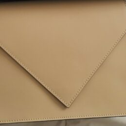 Sac enveloppe intemporel en cuir'