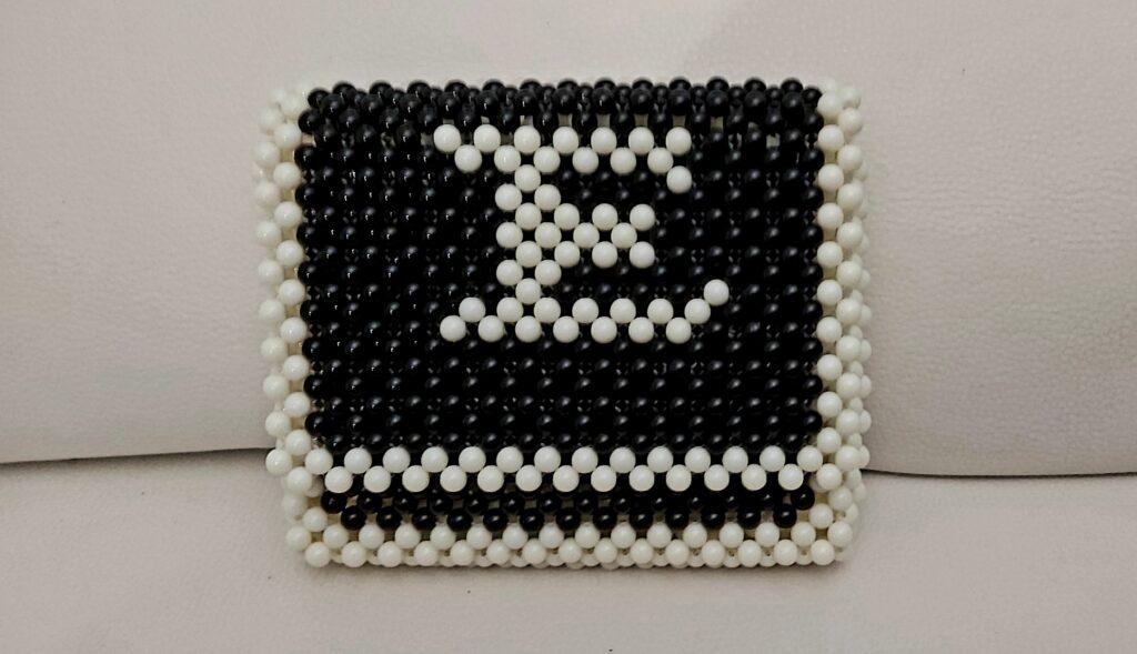 CROSSBODY Mini sac en perles à design bicolore